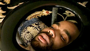 Watch This black stud Licking A ebony behind Under A Toilet Bowl 