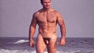Hot dudes walking naked on the beach showing their massive dongs 