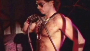 Lonely dude puts some leather on his naked body & masturbates 