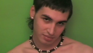 Good-looking gay using a oink dildo for pleasure and satisfaction 