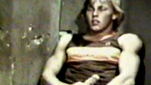 Lucky lover Gets His schlong blowed In A Hole Of A Toilet Wall 